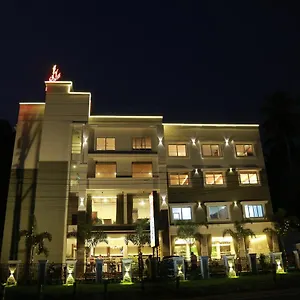 https://sky-paradise.kerala-hotels.net