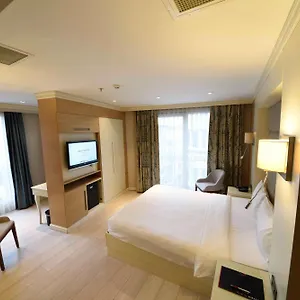 Le Mirage 4*, اسطنبول تركيا